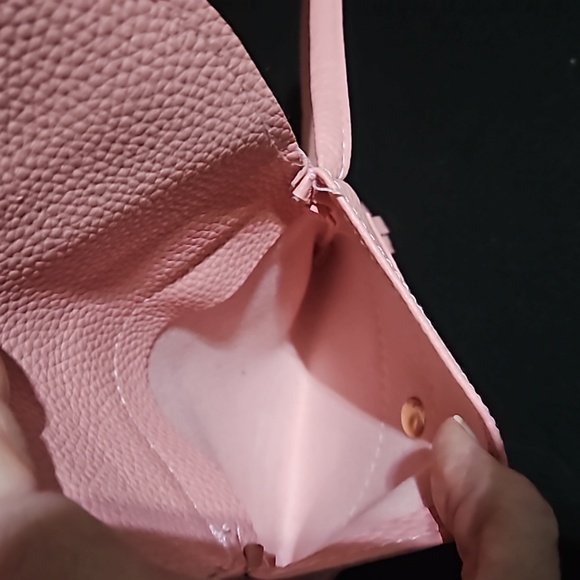 Novelty 🎁 Pink & White Fox Crossbody Bag. - Picture 6 of 11